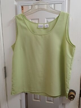 Liz Baker Lime Scoop Neck Sleeveless Top